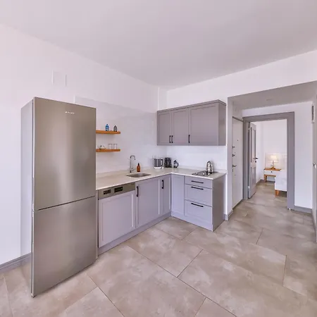 Hemera Apartment *