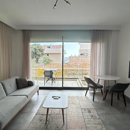 Hemera Apartment *